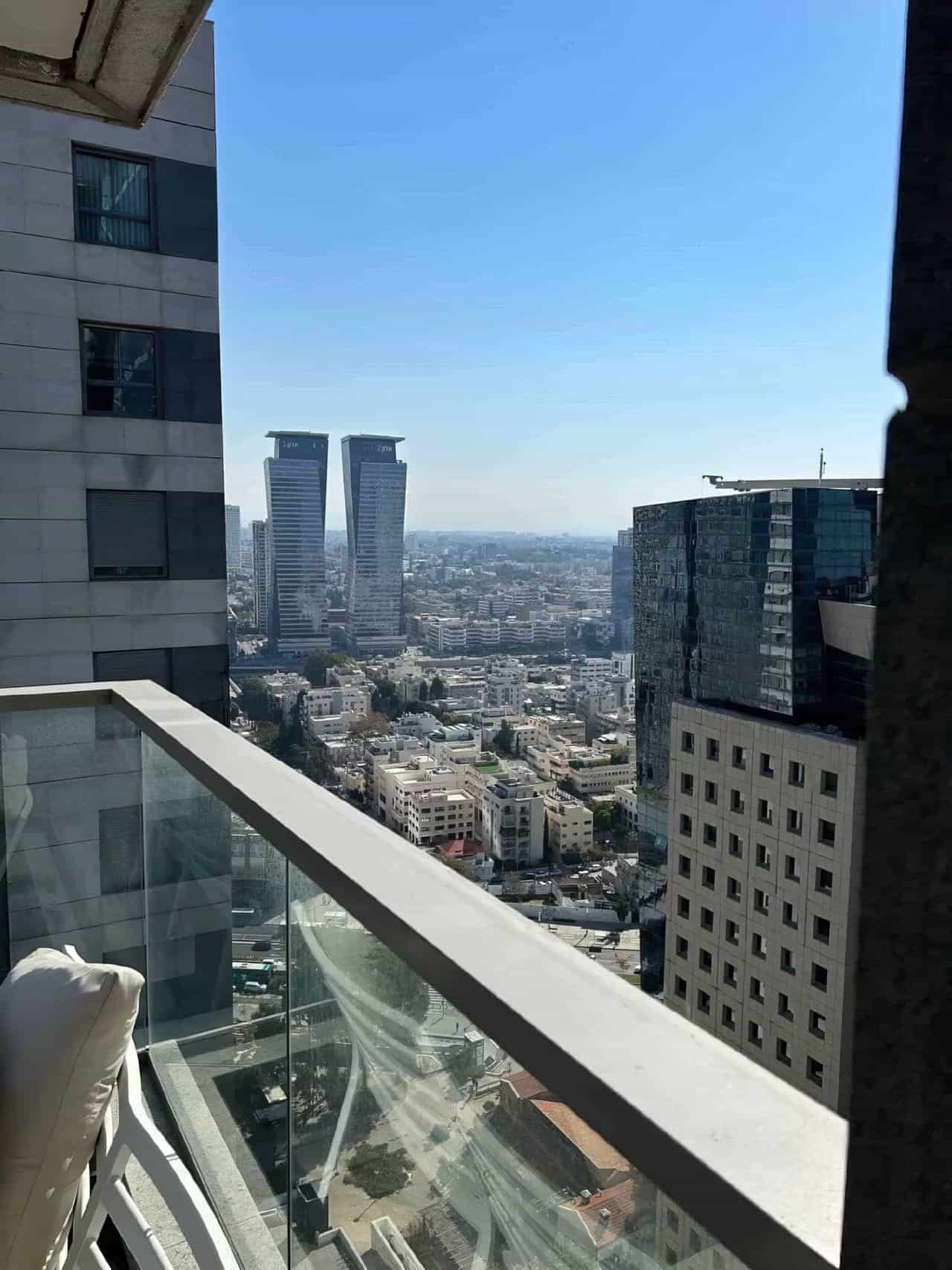 במתחם-שרונה-דירת-110-מר-9-מר-מרפסת-2 במתחם-שרונה-דירת-110-מר-9-מר-מרפסת-2