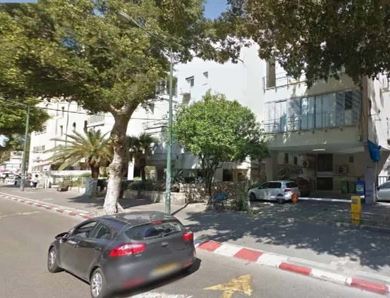 במתחם הילטון מגרש עם זכויות