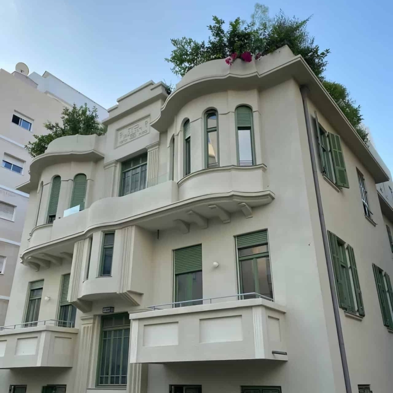 פנטהאוז בלב תל אביב 128 מ”ר + מרפסות