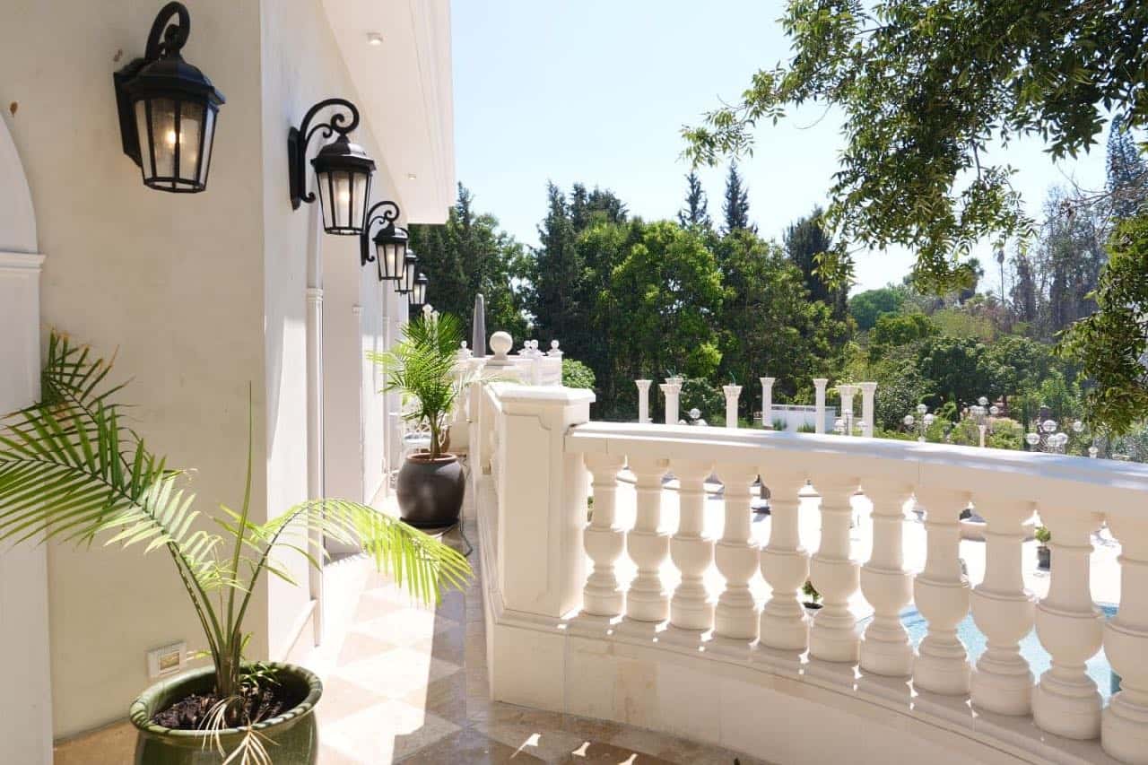 Furnished and equipped private house in Savyon