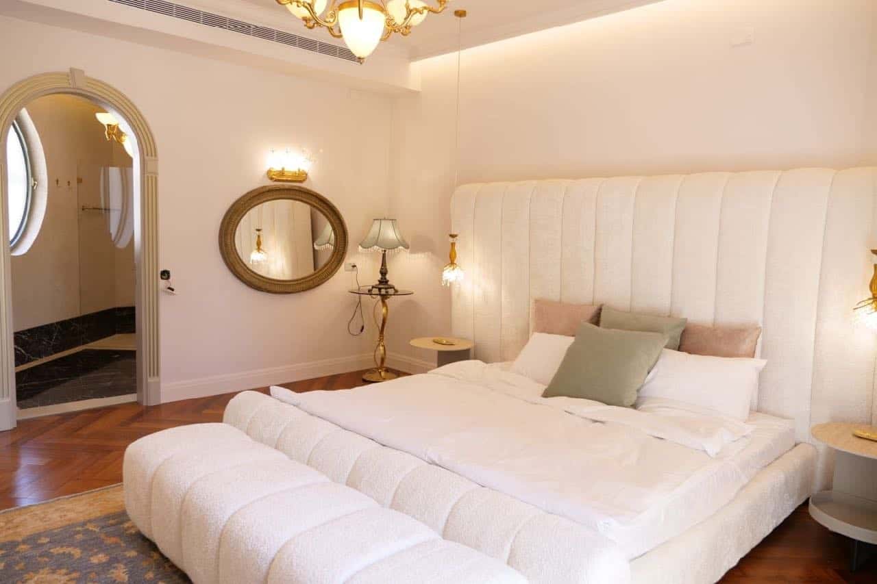 Furnished and equipped private house in Savyon