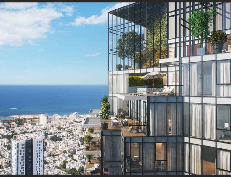 פנטהאוז עם בריכה בצפון הישן בבניין יוקרתי
