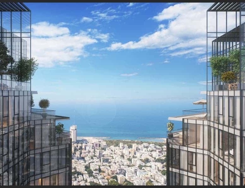 פנטהאוז עם בריכה בצפון הישן בבניין יוקרתי