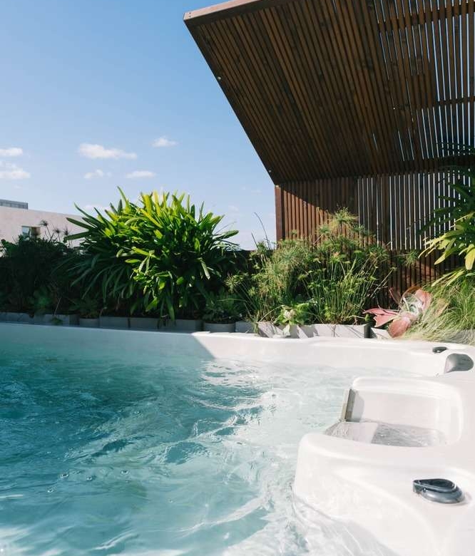 פנטהאוז בלב תל אביב בבניין אקלקטי (13)