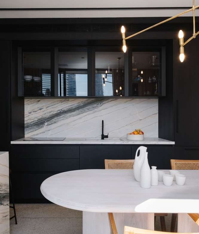 פנטהאוז בלב תל אביב בבניין אקלקטי (3)