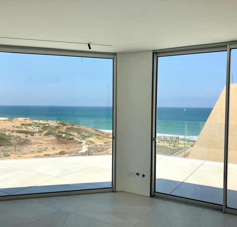 סי אנד סאן – דופלקס 4 חד’