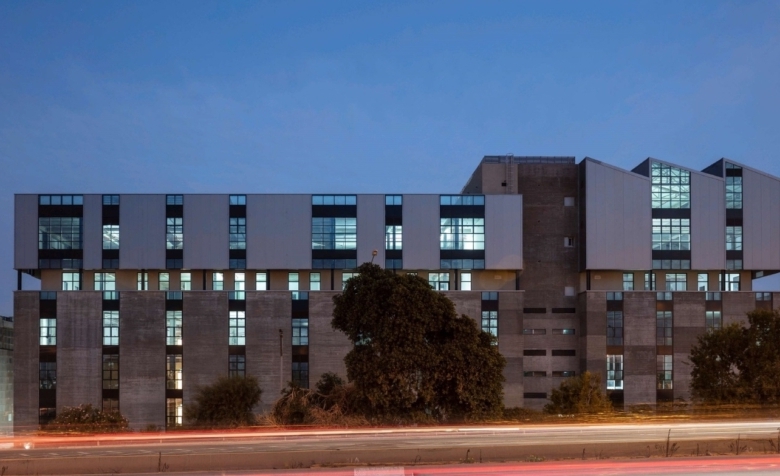 בנין משרדים למכירה בפתח תקוה (2)